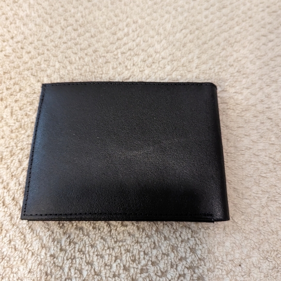 Men's Genuine Leather 4.5" x 3.5" Black Wallet NWOT - Picture 6 of 7